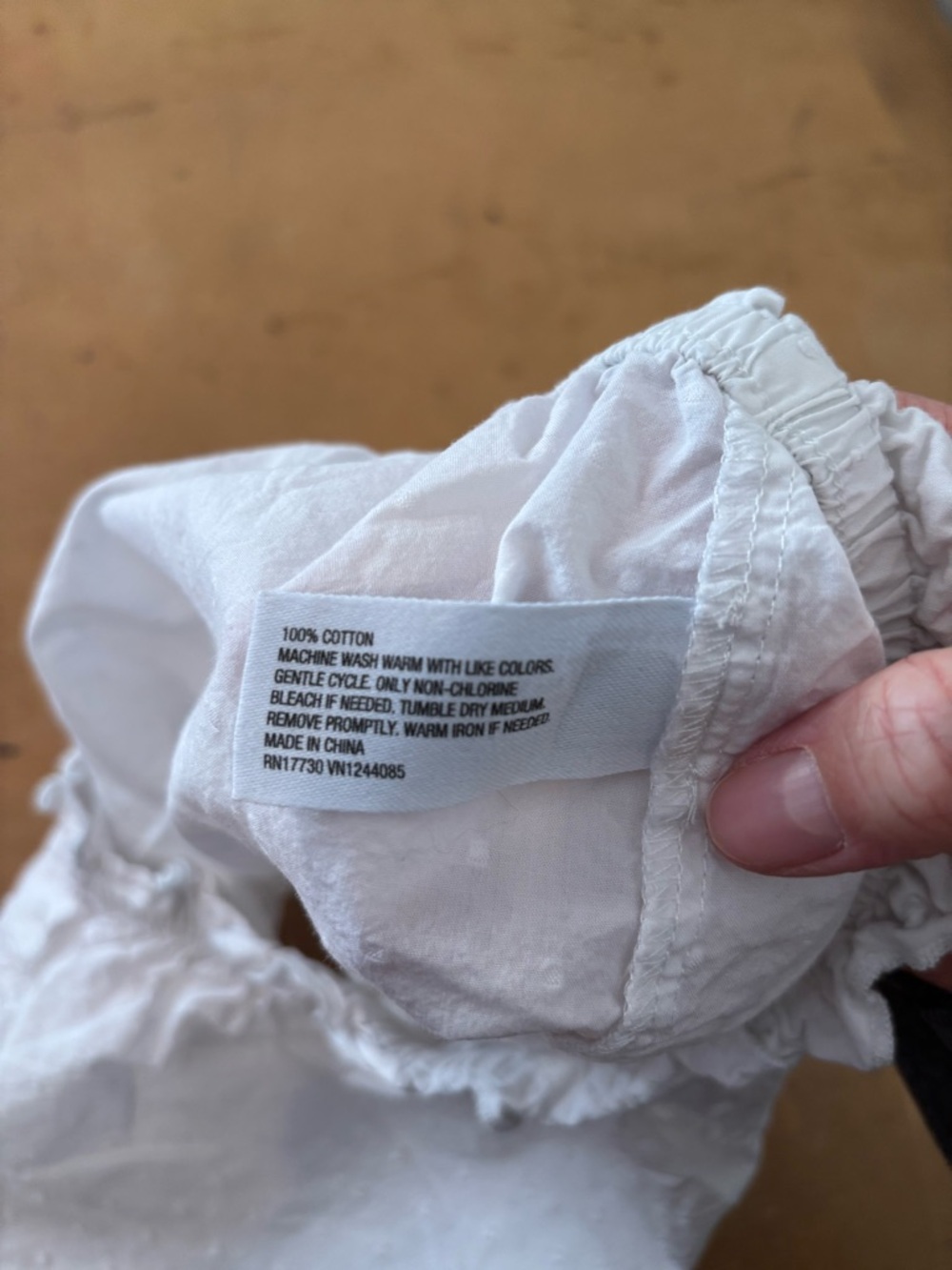 3/$20 Colsie White Ruffle-Trim Elastic Waist Shorts - Picture 4 of 5